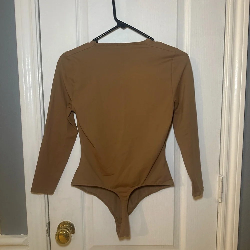 Intimately Free People Tan Neutral Long Sleeve Thong‎ Bodysuit. Women’s Small